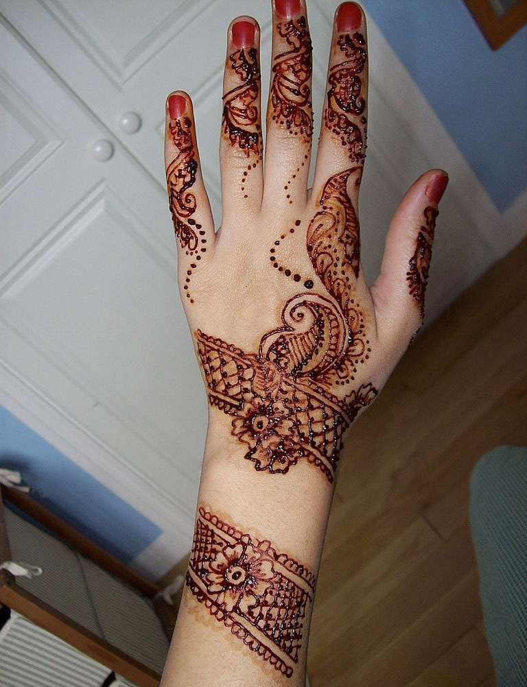 Best Eid Mehndi Designs