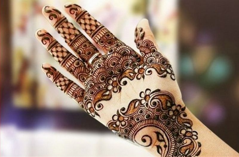  Christmas Mehndi Designs