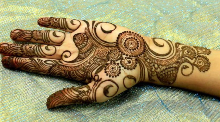 Best Mehndi Designs in New Style - Crayon