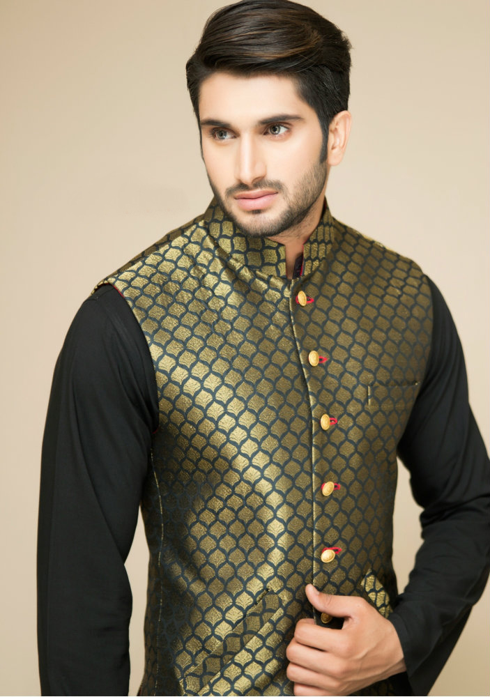 Mehndi Dresses Designs for Men - Crayon