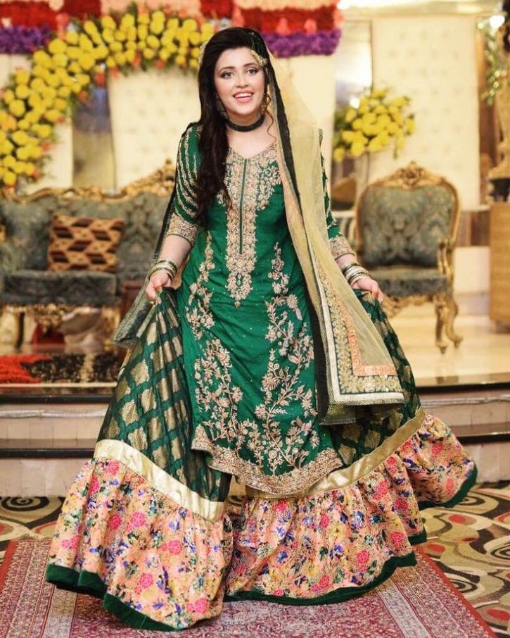 Beautiful Pakistani Bridal Wedding Dresses Crayon