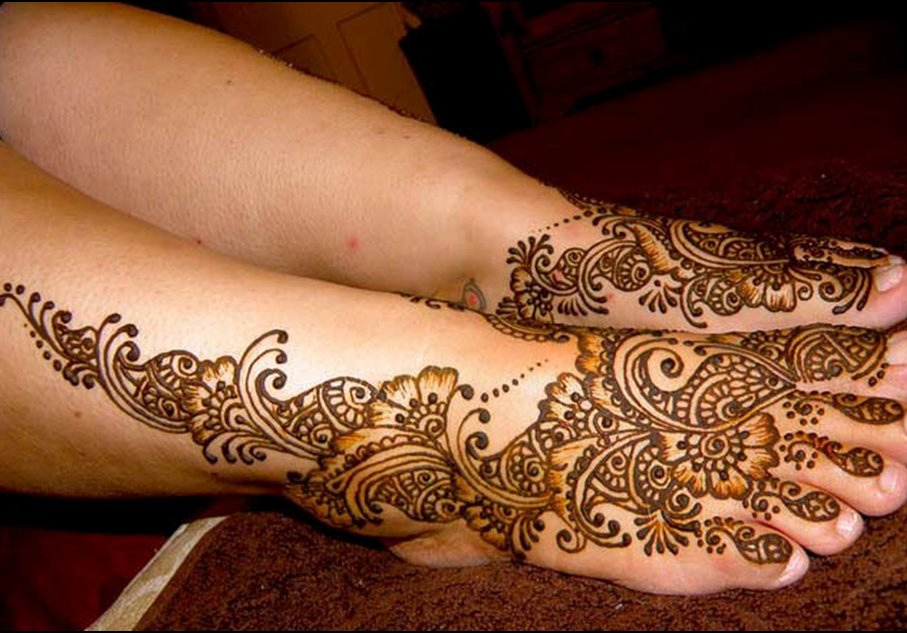 15 Beautiful Leg  Mehndi  Designs Collection Mehndi  Crayon