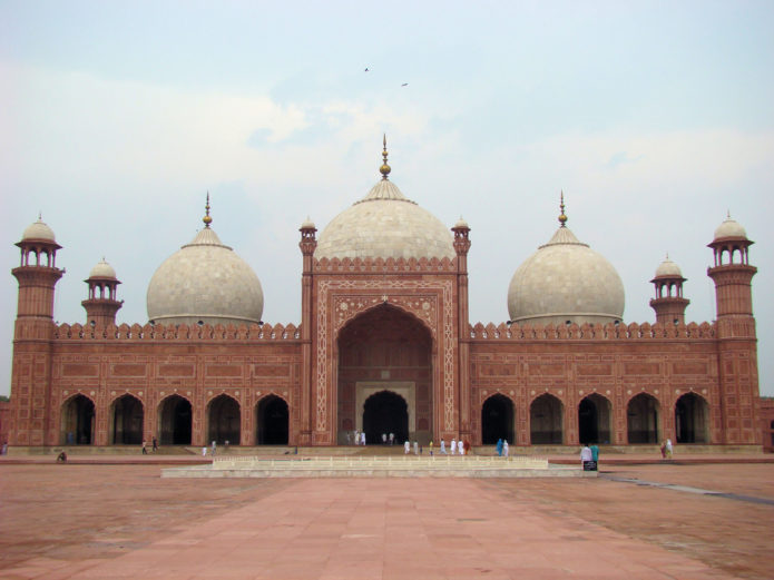 Badshahi Masjid, Lahore - Crayon