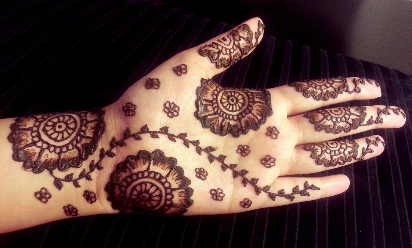 Flowers Beautiful Mehandi Design Crayon