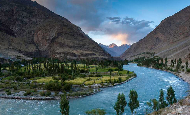 20 Popular Rivers Of Pakistan Articles Crayon   Ghizer River 768x465 