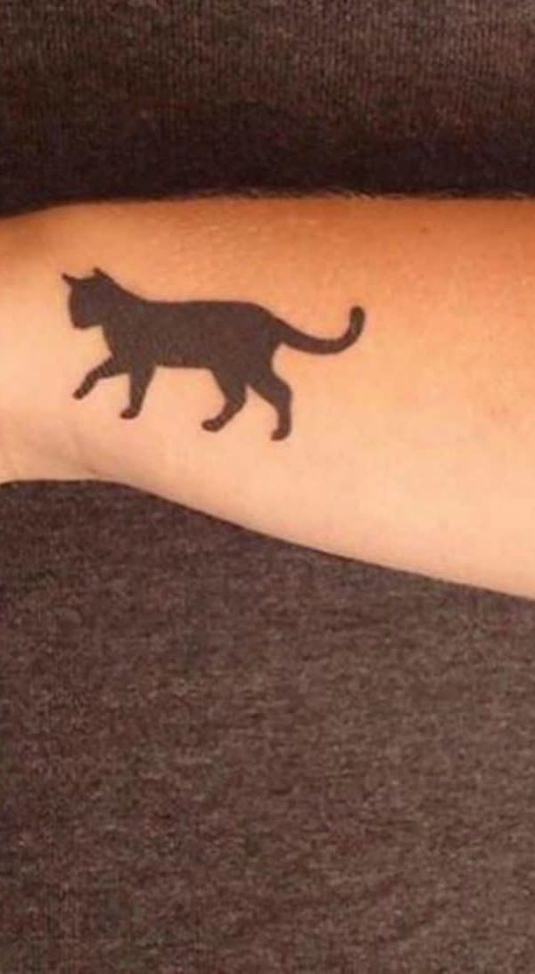 Cat Silhouette Tattoo - Small Meaningful Tattoos - Meaningful Tattoos -  Crayon