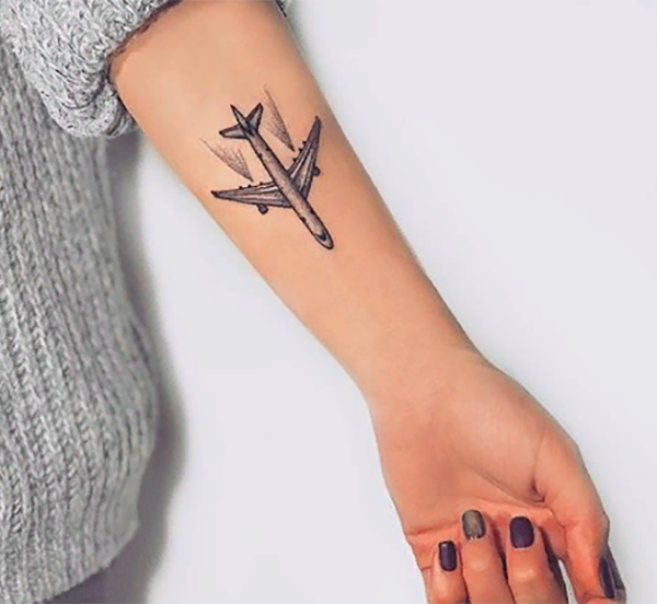 Simple Aeroplane Tattoo Design - Easy Simple Tattoos - Easy Tattoos - Crayon