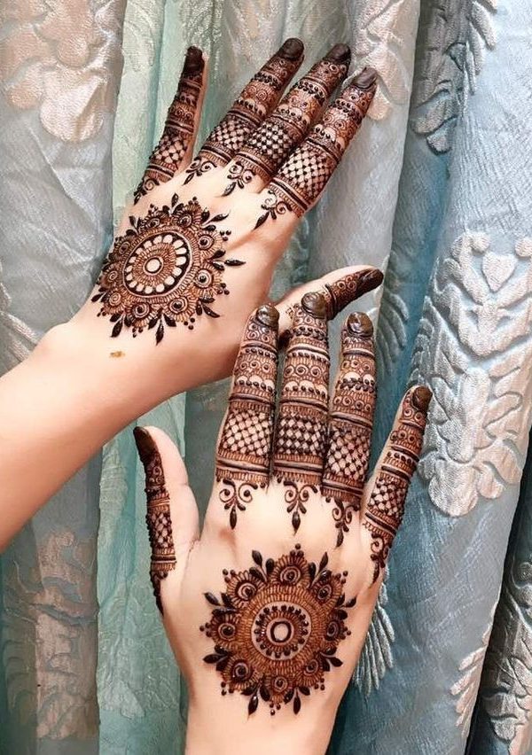 Mehndi Circle Stock Photos - Free & Royalty-Free Stock Photos from  Dreamstime