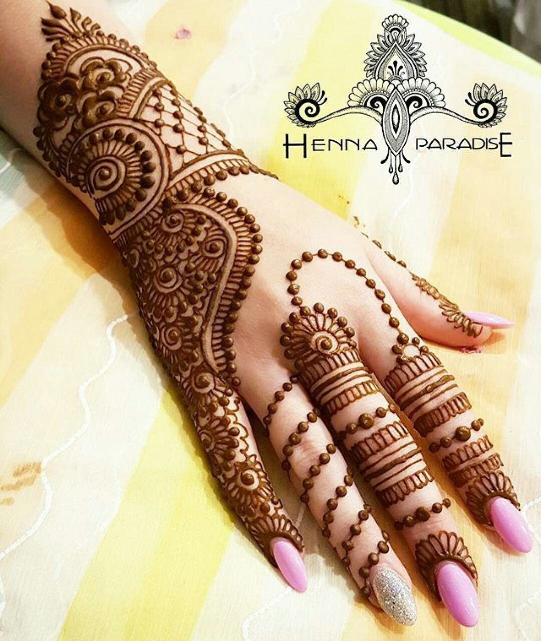 Special Mehndi Designs For Back Hand 