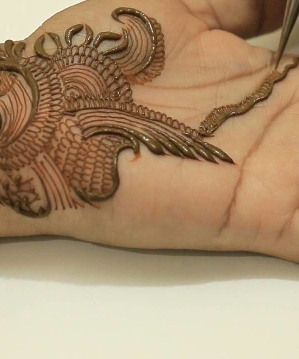 Sublime Peacock Mehndi Designs For Hands - Peacock Style Eid Mehndi ...