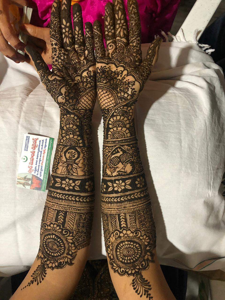 Fantastic Star Bridal Mehndi Designs - Star Bridal Mehndi Designs