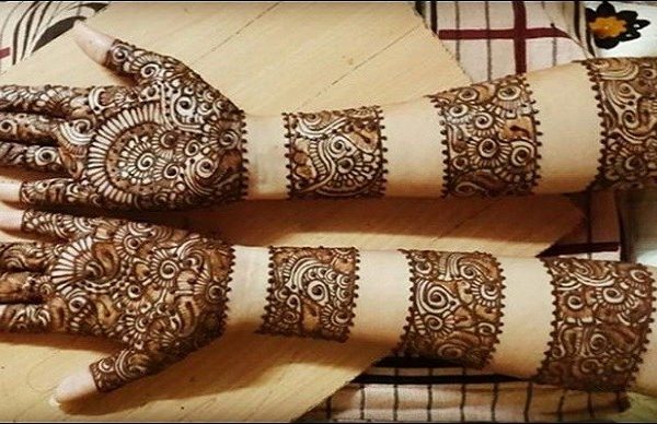 मेहंदी -Bangle style mehndi - round gol mehandi - full hand Arabic henna  mehndi - Habiba Mehndi art - video Dailymotion