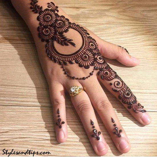 Beguiling Front Hand Arabic Mehndi Designs - Front Hand Arabic Mehndi ...