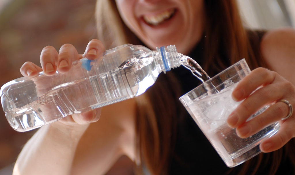 Can drinking lots of water help you lose weight